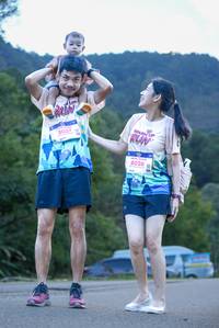 BIB: 8037, 8026
                            <button type="button" onclick="openModal(18926082)" class="btn btn-primary btn-sm float-right btn-popup" data-toggle="modal" data-target=".modal-high-quality">
                        <i class="fas fa-shopping-cart"></i> Add to Cart
                    </button>
                                            <button type="button" onclick="isThisMe(18926082, true)" class="btn btn-success btn-sm float-right btn-popup btn-isme hidden" data-toggle="tooltip" data-placement="bottom" title="นี่คือรูปของคุณใช่ไหม คลิกที่นี่เพื่อเอาเข้าอัลบั้ม">
                        <i class="fas fa-plus"></i> Add to album
                    </button>
                    <button type="button" onclick="isThisMe(18926082, false)" class="btn btn-warning btn-sm float-right btn-popup btn-isnotme hidden">
                        <i class="fas fa-ban"></i> Remove from album
                    </button>