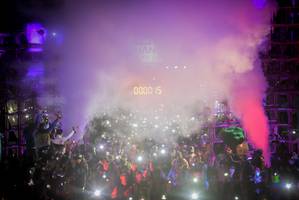 BIB: 0000
                            <button type="button" onclick="openModal(19174871)" class="btn btn-primary btn-sm float-right btn-popup" data-toggle="modal" data-target=".modal-high-quality">
                        <i class="fas fa-shopping-cart"></i> Add to Cart
                    </button>
                                            <button type="button" onclick="isThisMe(19174871, true)" class="btn btn-success btn-sm float-right btn-popup btn-isme hidden" data-toggle="tooltip" data-placement="bottom" title="นี่คือรูปของคุณใช่ไหม คลิกที่นี่เพื่อเอาเข้าอัลบั้ม">
                        <i class="fas fa-plus"></i> Add to album
                    </button>
                    <button type="button" onclick="isThisMe(19174871, false)" class="btn btn-warning btn-sm float-right btn-popup btn-isnotme hidden">
                        <i class="fas fa-ban"></i> Remove from album
                    </button>