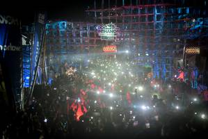 BIB: 000052, 200036
                            <button type="button" onclick="openModal(19174887)" class="btn btn-primary btn-sm float-right btn-popup" data-toggle="modal" data-target=".modal-high-quality">
                        <i class="fas fa-shopping-cart"></i> Add to Cart
                    </button>
                                            <button type="button" onclick="isThisMe(19174887, true)" class="btn btn-success btn-sm float-right btn-popup btn-isme hidden" data-toggle="tooltip" data-placement="bottom" title="นี่คือรูปของคุณใช่ไหม คลิกที่นี่เพื่อเอาเข้าอัลบั้ม">
                        <i class="fas fa-plus"></i> Add to album
                    </button>
                    <button type="button" onclick="isThisMe(19174887, false)" class="btn btn-warning btn-sm float-right btn-popup btn-isnotme hidden">
                        <i class="fas fa-ban"></i> Remove from album
                    </button>