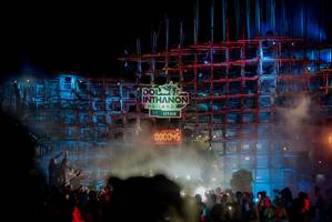 BIB: 000045
                            <button type="button" onclick="openModal(19174835)" class="btn btn-primary btn-sm float-right btn-popup" data-toggle="modal" data-target=".modal-high-quality">
                        <i class="fas fa-shopping-cart"></i> Add to Cart
                    </button>
                                            <button type="button" onclick="isThisMe(19174835, true)" class="btn btn-success btn-sm float-right btn-popup btn-isme hidden" data-toggle="tooltip" data-placement="bottom" title="นี่คือรูปของคุณใช่ไหม คลิกที่นี่เพื่อเอาเข้าอัลบั้ม">
                        <i class="fas fa-plus"></i> Add to album
                    </button>
                    <button type="button" onclick="isThisMe(19174835, false)" class="btn btn-warning btn-sm float-right btn-popup btn-isnotme hidden">
                        <i class="fas fa-ban"></i> Remove from album
                    </button>