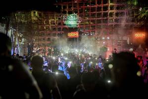 BIB: 000049, 190034
                            <button type="button" onclick="openModal(19174840)" class="btn btn-primary btn-sm float-right btn-popup" data-toggle="modal" data-target=".modal-high-quality">
                        <i class="fas fa-shopping-cart"></i> Add to Cart
                    </button>
                                            <button type="button" onclick="isThisMe(19174840, true)" class="btn btn-success btn-sm float-right btn-popup btn-isme hidden" data-toggle="tooltip" data-placement="bottom" title="นี่คือรูปของคุณใช่ไหม คลิกที่นี่เพื่อเอาเข้าอัลบั้ม">
                        <i class="fas fa-plus"></i> Add to album
                    </button>
                    <button type="button" onclick="isThisMe(19174840, false)" class="btn btn-warning btn-sm float-right btn-popup btn-isnotme hidden">
                        <i class="fas fa-ban"></i> Remove from album
                    </button>