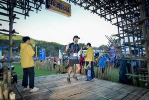 BIB: 146
                            <button type="button" onclick="openModal(19177910)" class="btn btn-primary btn-sm float-right btn-popup" data-toggle="modal" data-target=".modal-high-quality">
                        <i class="fas fa-shopping-cart"></i> Add to Cart
                    </button>
                                            <button type="button" onclick="isThisMe(19177910, true)" class="btn btn-success btn-sm float-right btn-popup btn-isme hidden" data-toggle="tooltip" data-placement="bottom" title="นี่คือรูปของคุณใช่ไหม คลิกที่นี่เพื่อเอาเข้าอัลบั้ม">
                        <i class="fas fa-plus"></i> Add to album
                    </button>
                    <button type="button" onclick="isThisMe(19177910, false)" class="btn btn-warning btn-sm float-right btn-popup btn-isnotme hidden">
                        <i class="fas fa-ban"></i> Remove from album
                    </button>