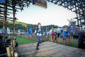 BIB: 201
                            <button type="button" onclick="openModal(19177960)" class="btn btn-primary btn-sm float-right btn-popup" data-toggle="modal" data-target=".modal-high-quality">
                        <i class="fas fa-shopping-cart"></i> Add to Cart
                    </button>
                                            <button type="button" onclick="isThisMe(19177960, true)" class="btn btn-success btn-sm float-right btn-popup btn-isme hidden" data-toggle="tooltip" data-placement="bottom" title="นี่คือรูปของคุณใช่ไหม คลิกที่นี่เพื่อเอาเข้าอัลบั้ม">
                        <i class="fas fa-plus"></i> Add to album
                    </button>
                    <button type="button" onclick="isThisMe(19177960, false)" class="btn btn-warning btn-sm float-right btn-popup btn-isnotme hidden">
                        <i class="fas fa-ban"></i> Remove from album
                    </button>