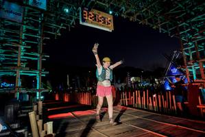 BIB: 321515, 201
                            <button type="button" onclick="openModal(19181096)" class="btn btn-primary btn-sm float-right btn-popup" data-toggle="modal" data-target=".modal-high-quality">
                        <i class="fas fa-shopping-cart"></i> Add to Cart
                    </button>
                                            <button type="button" onclick="isThisMe(19181096, true)" class="btn btn-success btn-sm float-right btn-popup btn-isme hidden" data-toggle="tooltip" data-placement="bottom" title="นี่คือรูปของคุณใช่ไหม คลิกที่นี่เพื่อเอาเข้าอัลบั้ม">
                        <i class="fas fa-plus"></i> Add to album
                    </button>
                    <button type="button" onclick="isThisMe(19181096, false)" class="btn btn-warning btn-sm float-right btn-popup btn-isnotme hidden">
                        <i class="fas fa-ban"></i> Remove from album
                    </button>