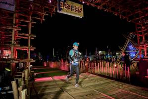 BIB: 200
                            <button type="button" onclick="openModal(19181669)" class="btn btn-primary btn-sm float-right btn-popup" data-toggle="modal" data-target=".modal-high-quality">
                        <i class="fas fa-shopping-cart"></i> Add to Cart
                    </button>
                                            <button type="button" onclick="isThisMe(19181669, true)" class="btn btn-success btn-sm float-right btn-popup btn-isme hidden" data-toggle="tooltip" data-placement="bottom" title="นี่คือรูปของคุณใช่ไหม คลิกที่นี่เพื่อเอาเข้าอัลบั้ม">
                        <i class="fas fa-plus"></i> Add to album
                    </button>
                    <button type="button" onclick="isThisMe(19181669, false)" class="btn btn-warning btn-sm float-right btn-popup btn-isnotme hidden">
                        <i class="fas fa-ban"></i> Remove from album
                    </button>