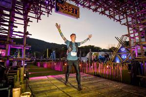 BIB: 2033
                            <button type="button" onclick="openModal(19283407)" class="btn btn-primary btn-sm float-right btn-popup" data-toggle="modal" data-target=".modal-high-quality">
                        <i class="fas fa-shopping-cart"></i> Add to Cart
                    </button>
                                            <button type="button" onclick="isThisMe(19283407, true)" class="btn btn-success btn-sm float-right btn-popup btn-isme hidden" data-toggle="tooltip" data-placement="bottom" title="นี่คือรูปของคุณใช่ไหม คลิกที่นี่เพื่อเอาเข้าอัลบั้ม">
                        <i class="fas fa-plus"></i> Add to album
                    </button>
                    <button type="button" onclick="isThisMe(19283407, false)" class="btn btn-warning btn-sm float-right btn-popup btn-isnotme hidden">
                        <i class="fas fa-ban"></i> Remove from album
                    </button>