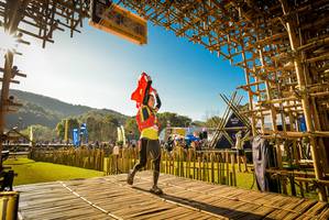 BIB: 11025
                            <button type="button" onclick="openModal(19293683)" class="btn btn-primary btn-sm float-right btn-popup" data-toggle="modal" data-target=".modal-high-quality">
                        <i class="fas fa-shopping-cart"></i> Add to Cart
                    </button>
                                            <button type="button" onclick="isThisMe(19293683, true)" class="btn btn-success btn-sm float-right btn-popup btn-isme hidden" data-toggle="tooltip" data-placement="bottom" title="นี่คือรูปของคุณใช่ไหม คลิกที่นี่เพื่อเอาเข้าอัลบั้ม">
                        <i class="fas fa-plus"></i> Add to album
                    </button>
                    <button type="button" onclick="isThisMe(19293683, false)" class="btn btn-warning btn-sm float-right btn-popup btn-isnotme hidden">
                        <i class="fas fa-ban"></i> Remove from album
                    </button>