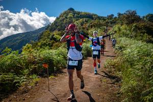 BIB: 9250
                            <button type="button" onclick="openModal(19153455)" class="btn btn-primary btn-sm float-right btn-popup" data-toggle="modal" data-target=".modal-high-quality">
                        <i class="fas fa-shopping-cart"></i> Add to Cart
                    </button>
                                            <button type="button" onclick="isThisMe(19153455, true)" class="btn btn-success btn-sm float-right btn-popup btn-isme hidden" data-toggle="tooltip" data-placement="bottom" title="นี่คือรูปของคุณใช่ไหม คลิกที่นี่เพื่อเอาเข้าอัลบั้ม">
                        <i class="fas fa-plus"></i> Add to album
                    </button>
                    <button type="button" onclick="isThisMe(19153455, false)" class="btn btn-warning btn-sm float-right btn-popup btn-isnotme hidden">
                        <i class="fas fa-ban"></i> Remove from album
                    </button>