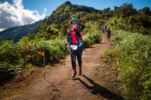 BIB: 1906
                            <button type="button" onclick="openModal(19143660)" class="btn btn-primary btn-sm float-right btn-popup" data-toggle="modal" data-target=".modal-high-quality">
                        <i class="fas fa-shopping-cart"></i> Add to Cart
                    </button>
                                            <button type="button" onclick="isThisMe(19143660, true)" class="btn btn-success btn-sm float-right btn-popup btn-isme hidden" data-toggle="tooltip" data-placement="bottom" title="นี่คือรูปของคุณใช่ไหม คลิกที่นี่เพื่อเอาเข้าอัลบั้ม">
                        <i class="fas fa-plus"></i> Add to album
                    </button>
                    <button type="button" onclick="isThisMe(19143660, false)" class="btn btn-warning btn-sm float-right btn-popup btn-isnotme hidden">
                        <i class="fas fa-ban"></i> Remove from album
                    </button>