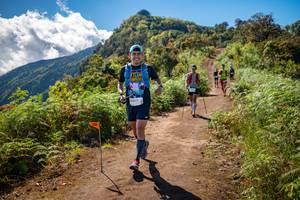 BIB: 100, 9217
                            <button type="button" onclick="openModal(19155378)" class="btn btn-primary btn-sm float-right btn-popup" data-toggle="modal" data-target=".modal-high-quality">
                        <i class="fas fa-shopping-cart"></i> Add to Cart
                    </button>
                                            <button type="button" onclick="isThisMe(19155378, true)" class="btn btn-success btn-sm float-right btn-popup btn-isme hidden" data-toggle="tooltip" data-placement="bottom" title="นี่คือรูปของคุณใช่ไหม คลิกที่นี่เพื่อเอาเข้าอัลบั้ม">
                        <i class="fas fa-plus"></i> Add to album
                    </button>
                    <button type="button" onclick="isThisMe(19155378, false)" class="btn btn-warning btn-sm float-right btn-popup btn-isnotme hidden">
                        <i class="fas fa-ban"></i> Remove from album
                    </button>