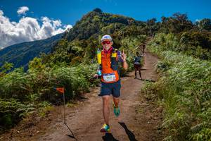 BIB: 0461, 
                            <button type="button" onclick="openModal(19184819)" class="btn btn-primary btn-sm float-right btn-popup" data-toggle="modal" data-target=".modal-high-quality">
                        <i class="fas fa-shopping-cart"></i> Add to Cart
                    </button>
                                            <button type="button" onclick="isThisMe(19184819, true)" class="btn btn-success btn-sm float-right btn-popup btn-isme hidden" data-toggle="tooltip" data-placement="bottom" title="นี่คือรูปของคุณใช่ไหม คลิกที่นี่เพื่อเอาเข้าอัลบั้ม">
                        <i class="fas fa-plus"></i> Add to album
                    </button>
                    <button type="button" onclick="isThisMe(19184819, false)" class="btn btn-warning btn-sm float-right btn-popup btn-isnotme hidden">
                        <i class="fas fa-ban"></i> Remove from album
                    </button>