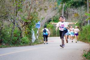 BIB: 8202
                            <button type="button" onclick="openModal(18893393)" class="btn btn-primary btn-sm float-right btn-popup" data-toggle="modal" data-target=".modal-high-quality">
                        <i class="fas fa-shopping-cart"></i> Add to Cart
                    </button>
                                            <button type="button" onclick="isThisMe(18893393, true)" class="btn btn-success btn-sm float-right btn-popup btn-isme hidden" data-toggle="tooltip" data-placement="bottom" title="นี่คือรูปของคุณใช่ไหม คลิกที่นี่เพื่อเอาเข้าอัลบั้ม">
                        <i class="fas fa-plus"></i> Add to album
                    </button>
                    <button type="button" onclick="isThisMe(18893393, false)" class="btn btn-warning btn-sm float-right btn-popup btn-isnotme hidden">
                        <i class="fas fa-ban"></i> Remove from album
                    </button>