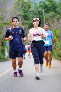 BIB: 8138
                            <button type="button" onclick="openModal(18893700)" class="btn btn-primary btn-sm float-right btn-popup" data-toggle="modal" data-target=".modal-high-quality">
                        <i class="fas fa-shopping-cart"></i> Add to Cart
                    </button>
                                            <button type="button" onclick="isThisMe(18893700, true)" class="btn btn-success btn-sm float-right btn-popup btn-isme hidden" data-toggle="tooltip" data-placement="bottom" title="นี่คือรูปของคุณใช่ไหม คลิกที่นี่เพื่อเอาเข้าอัลบั้ม">
                        <i class="fas fa-plus"></i> Add to album
                    </button>
                    <button type="button" onclick="isThisMe(18893700, false)" class="btn btn-warning btn-sm float-right btn-popup btn-isnotme hidden">
                        <i class="fas fa-ban"></i> Remove from album
                    </button>