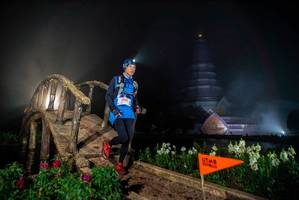 BIB: 7133
                            <button type="button" onclick="openModal(18913562)" class="btn btn-primary btn-sm float-right btn-popup" data-toggle="modal" data-target=".modal-high-quality">
                        <i class="fas fa-shopping-cart"></i> Add to Cart
                    </button>
                                            <button type="button" onclick="isThisMe(18913562, true)" class="btn btn-success btn-sm float-right btn-popup btn-isme hidden" data-toggle="tooltip" data-placement="bottom" title="นี่คือรูปของคุณใช่ไหม คลิกที่นี่เพื่อเอาเข้าอัลบั้ม">
                        <i class="fas fa-plus"></i> Add to album
                    </button>
                    <button type="button" onclick="isThisMe(18913562, false)" class="btn btn-warning btn-sm float-right btn-popup btn-isnotme hidden">
                        <i class="fas fa-ban"></i> Remove from album
                    </button>