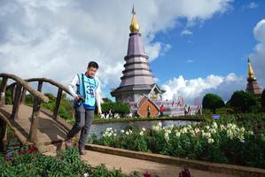 BIB: 
                            <button type="button" onclick="openModal(18914820)" class="btn btn-primary btn-sm float-right btn-popup" data-toggle="modal" data-target=".modal-high-quality">
                        <i class="fas fa-shopping-cart"></i> Add to Cart
                    </button>
                                            <button type="button" onclick="isThisMe(18914820, true)" class="btn btn-success btn-sm float-right btn-popup btn-isme hidden" data-toggle="tooltip" data-placement="bottom" title="นี่คือรูปของคุณใช่ไหม คลิกที่นี่เพื่อเอาเข้าอัลบั้ม">
                        <i class="fas fa-plus"></i> Add to album
                    </button>
                    <button type="button" onclick="isThisMe(18914820, false)" class="btn btn-warning btn-sm float-right btn-popup btn-isnotme hidden">
                        <i class="fas fa-ban"></i> Remove from album
                    </button>