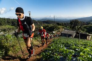 BIB: 910, 
                            <button type="button" onclick="openModal(19197221)" class="btn btn-primary btn-sm float-right btn-popup" data-toggle="modal" data-target=".modal-high-quality">
                        <i class="fas fa-shopping-cart"></i> Add to Cart
                    </button>
                                            <button type="button" onclick="isThisMe(19197221, true)" class="btn btn-success btn-sm float-right btn-popup btn-isme hidden" data-toggle="tooltip" data-placement="bottom" title="นี่คือรูปของคุณใช่ไหม คลิกที่นี่เพื่อเอาเข้าอัลบั้ม">
                        <i class="fas fa-plus"></i> Add to album
                    </button>
                    <button type="button" onclick="isThisMe(19197221, false)" class="btn btn-warning btn-sm float-right btn-popup btn-isnotme hidden">
                        <i class="fas fa-ban"></i> Remove from album
                    </button>