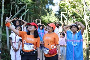 BIB: 1452, 1448
                            <button type="button" onclick="openModal(19269619)" class="btn btn-primary btn-sm float-right btn-popup" data-toggle="modal" data-target=".modal-high-quality">
                        <i class="fas fa-shopping-cart"></i> Add to Cart
                    </button>
                                            <button type="button" onclick="isThisMe(19269619, true)" class="btn btn-success btn-sm float-right btn-popup btn-isme hidden" data-toggle="tooltip" data-placement="bottom" title="นี่คือรูปของคุณใช่ไหม คลิกที่นี่เพื่อเอาเข้าอัลบั้ม">
                        <i class="fas fa-plus"></i> Add to album
                    </button>
                    <button type="button" onclick="isThisMe(19269619, false)" class="btn btn-warning btn-sm float-right btn-popup btn-isnotme hidden">
                        <i class="fas fa-ban"></i> Remove from album
                    </button>