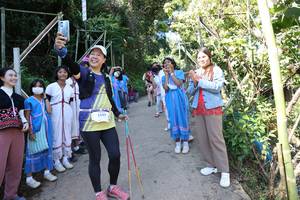 BIB: 1497
                            <button type="button" onclick="openModal(19269296)" class="btn btn-primary btn-sm float-right btn-popup" data-toggle="modal" data-target=".modal-high-quality">
                        <i class="fas fa-shopping-cart"></i> Add to Cart
                    </button>
                                            <button type="button" onclick="isThisMe(19269296, true)" class="btn btn-success btn-sm float-right btn-popup btn-isme hidden" data-toggle="tooltip" data-placement="bottom" title="นี่คือรูปของคุณใช่ไหม คลิกที่นี่เพื่อเอาเข้าอัลบั้ม">
                        <i class="fas fa-plus"></i> Add to album
                    </button>
                    <button type="button" onclick="isThisMe(19269296, false)" class="btn btn-warning btn-sm float-right btn-popup btn-isnotme hidden">
                        <i class="fas fa-ban"></i> Remove from album
                    </button>