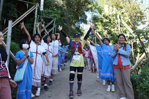 BIB: 1370
                            <button type="button" onclick="openModal(19269375)" class="btn btn-primary btn-sm float-right btn-popup" data-toggle="modal" data-target=".modal-high-quality">
                        <i class="fas fa-shopping-cart"></i> Add to Cart
                    </button>
                                            <button type="button" onclick="isThisMe(19269375, true)" class="btn btn-success btn-sm float-right btn-popup btn-isme hidden" data-toggle="tooltip" data-placement="bottom" title="นี่คือรูปของคุณใช่ไหม คลิกที่นี่เพื่อเอาเข้าอัลบั้ม">
                        <i class="fas fa-plus"></i> Add to album
                    </button>
                    <button type="button" onclick="isThisMe(19269375, false)" class="btn btn-warning btn-sm float-right btn-popup btn-isnotme hidden">
                        <i class="fas fa-ban"></i> Remove from album
                    </button>