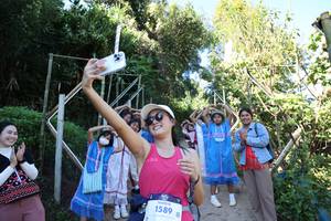 BIB: 1589
                            <button type="button" onclick="openModal(19269419)" class="btn btn-primary btn-sm float-right btn-popup" data-toggle="modal" data-target=".modal-high-quality">
                        <i class="fas fa-shopping-cart"></i> Add to Cart
                    </button>
                                            <button type="button" onclick="isThisMe(19269419, true)" class="btn btn-success btn-sm float-right btn-popup btn-isme hidden" data-toggle="tooltip" data-placement="bottom" title="นี่คือรูปของคุณใช่ไหม คลิกที่นี่เพื่อเอาเข้าอัลบั้ม">
                        <i class="fas fa-plus"></i> Add to album
                    </button>
                    <button type="button" onclick="isThisMe(19269419, false)" class="btn btn-warning btn-sm float-right btn-popup btn-isnotme hidden">
                        <i class="fas fa-ban"></i> Remove from album
                    </button>