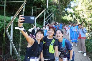 BIB: 1007, 405
                            <button type="button" onclick="openModal(19269405)" class="btn btn-primary btn-sm float-right btn-popup" data-toggle="modal" data-target=".modal-high-quality">
                        <i class="fas fa-shopping-cart"></i> Add to Cart
                    </button>
                                            <button type="button" onclick="isThisMe(19269405, true)" class="btn btn-success btn-sm float-right btn-popup btn-isme hidden" data-toggle="tooltip" data-placement="bottom" title="นี่คือรูปของคุณใช่ไหม คลิกที่นี่เพื่อเอาเข้าอัลบั้ม">
                        <i class="fas fa-plus"></i> Add to album
                    </button>
                    <button type="button" onclick="isThisMe(19269405, false)" class="btn btn-warning btn-sm float-right btn-popup btn-isnotme hidden">
                        <i class="fas fa-ban"></i> Remove from album
                    </button>