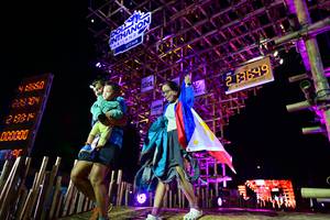 BIB: 3650, 213814, 000000, 2463200, 213649, 110, 2002
                            <button type="button" onclick="openModal(19108178)" class="btn btn-primary btn-sm float-right btn-popup" data-toggle="modal" data-target=".modal-high-quality">
                        <i class="fas fa-shopping-cart"></i> Add to Cart
                    </button>
                                            <button type="button" onclick="isThisMe(19108178, true)" class="btn btn-success btn-sm float-right btn-popup btn-isme hidden" data-toggle="tooltip" data-placement="bottom" title="นี่คือรูปของคุณใช่ไหม คลิกที่นี่เพื่อเอาเข้าอัลบั้ม">
                        <i class="fas fa-plus"></i> Add to album
                    </button>
                    <button type="button" onclick="isThisMe(19108178, false)" class="btn btn-warning btn-sm float-right btn-popup btn-isnotme hidden">
                        <i class="fas fa-ban"></i> Remove from album
                    </button>