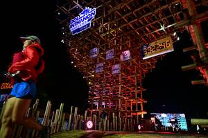 BIB: 0000, 43700, 2268, 201
                            <button type="button" onclick="openModal(19100304)" class="btn btn-primary btn-sm float-right btn-popup" data-toggle="modal" data-target=".modal-high-quality">
                        <i class="fas fa-shopping-cart"></i> Add to Cart
                    </button>
                                            <button type="button" onclick="isThisMe(19100304, true)" class="btn btn-success btn-sm float-right btn-popup btn-isme hidden" data-toggle="tooltip" data-placement="bottom" title="นี่คือรูปของคุณใช่ไหม คลิกที่นี่เพื่อเอาเข้าอัลบั้ม">
                        <i class="fas fa-plus"></i> Add to album
                    </button>
                    <button type="button" onclick="isThisMe(19100304, false)" class="btn btn-warning btn-sm float-right btn-popup btn-isnotme hidden">
                        <i class="fas fa-ban"></i> Remove from album
                    </button>