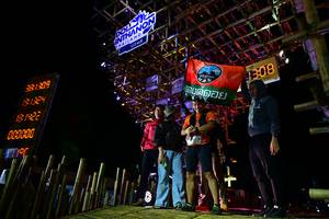 BIB: 1309, 181422, 000000, 1308, 2022
                            <button type="button" onclick="openModal(19094885)" class="btn btn-primary btn-sm float-right btn-popup" data-toggle="modal" data-target=".modal-high-quality">
                        <i class="fas fa-shopping-cart"></i> Add to Cart
                    </button>
                                            <button type="button" onclick="isThisMe(19094885, true)" class="btn btn-success btn-sm float-right btn-popup btn-isme hidden" data-toggle="tooltip" data-placement="bottom" title="นี่คือรูปของคุณใช่ไหม คลิกที่นี่เพื่อเอาเข้าอัลบั้ม">
                        <i class="fas fa-plus"></i> Add to album
                    </button>
                    <button type="button" onclick="isThisMe(19094885, false)" class="btn btn-warning btn-sm float-right btn-popup btn-isnotme hidden">
                        <i class="fas fa-ban"></i> Remove from album
                    </button>