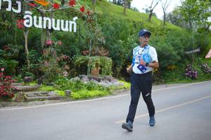 BIB: 133
                            <button type="button" onclick="openModal(18867323)" class="btn btn-primary btn-sm float-right btn-popup" data-toggle="modal" data-target=".modal-high-quality">
                        <i class="fas fa-shopping-cart"></i> Add to Cart
                    </button>
                                            <button type="button" onclick="isThisMe(18867323, true)" class="btn btn-success btn-sm float-right btn-popup btn-isme hidden" data-toggle="tooltip" data-placement="bottom" title="นี่คือรูปของคุณใช่ไหม คลิกที่นี่เพื่อเอาเข้าอัลบั้ม">
                        <i class="fas fa-plus"></i> Add to album
                    </button>
                    <button type="button" onclick="isThisMe(18867323, false)" class="btn btn-warning btn-sm float-right btn-popup btn-isnotme hidden">
                        <i class="fas fa-ban"></i> Remove from album
                    </button>