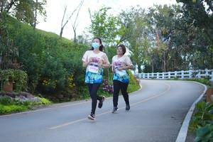 BIB: 
                            <button type="button" onclick="openModal(18867893)" class="btn btn-primary btn-sm float-right btn-popup" data-toggle="modal" data-target=".modal-high-quality">
                        <i class="fas fa-shopping-cart"></i> Add to Cart
                    </button>
                                            <button type="button" onclick="isThisMe(18867893, true)" class="btn btn-success btn-sm float-right btn-popup btn-isme hidden" data-toggle="tooltip" data-placement="bottom" title="นี่คือรูปของคุณใช่ไหม คลิกที่นี่เพื่อเอาเข้าอัลบั้ม">
                        <i class="fas fa-plus"></i> Add to album
                    </button>
                    <button type="button" onclick="isThisMe(18867893, false)" class="btn btn-warning btn-sm float-right btn-popup btn-isnotme hidden">
                        <i class="fas fa-ban"></i> Remove from album
                    </button>