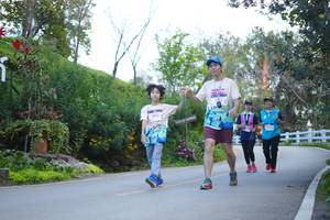 BIB: 2017
                            <button type="button" onclick="openModal(18867832)" class="btn btn-primary btn-sm float-right btn-popup" data-toggle="modal" data-target=".modal-high-quality">
                        <i class="fas fa-shopping-cart"></i> Add to Cart
                    </button>
                                            <button type="button" onclick="isThisMe(18867832, true)" class="btn btn-success btn-sm float-right btn-popup btn-isme hidden" data-toggle="tooltip" data-placement="bottom" title="นี่คือรูปของคุณใช่ไหม คลิกที่นี่เพื่อเอาเข้าอัลบั้ม">
                        <i class="fas fa-plus"></i> Add to album
                    </button>
                    <button type="button" onclick="isThisMe(18867832, false)" class="btn btn-warning btn-sm float-right btn-popup btn-isnotme hidden">
                        <i class="fas fa-ban"></i> Remove from album
                    </button>