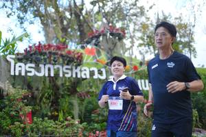 BIB: 8281
                            <button type="button" onclick="openModal(18867631)" class="btn btn-primary btn-sm float-right btn-popup" data-toggle="modal" data-target=".modal-high-quality">
                        <i class="fas fa-shopping-cart"></i> Add to Cart
                    </button>
                                            <button type="button" onclick="isThisMe(18867631, true)" class="btn btn-success btn-sm float-right btn-popup btn-isme hidden" data-toggle="tooltip" data-placement="bottom" title="นี่คือรูปของคุณใช่ไหม คลิกที่นี่เพื่อเอาเข้าอัลบั้ม">
                        <i class="fas fa-plus"></i> Add to album
                    </button>
                    <button type="button" onclick="isThisMe(18867631, false)" class="btn btn-warning btn-sm float-right btn-popup btn-isnotme hidden">
                        <i class="fas fa-ban"></i> Remove from album
                    </button>