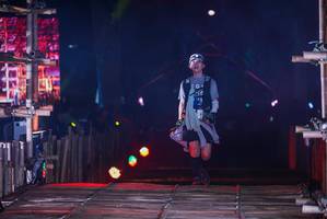 BIB: 210
                            <button type="button" onclick="openModal(18920075)" class="btn btn-primary btn-sm float-right btn-popup" data-toggle="modal" data-target=".modal-high-quality">
                        <i class="fas fa-shopping-cart"></i> Add to Cart
                    </button>
                                            <button type="button" onclick="isThisMe(18920075, true)" class="btn btn-success btn-sm float-right btn-popup btn-isme hidden" data-toggle="tooltip" data-placement="bottom" title="นี่คือรูปของคุณใช่ไหม คลิกที่นี่เพื่อเอาเข้าอัลบั้ม">
                        <i class="fas fa-plus"></i> Add to album
                    </button>
                    <button type="button" onclick="isThisMe(18920075, false)" class="btn btn-warning btn-sm float-right btn-popup btn-isnotme hidden">
                        <i class="fas fa-ban"></i> Remove from album
                    </button>