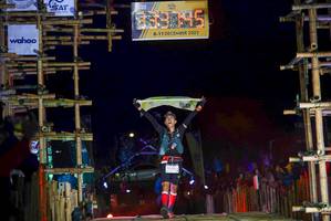 BIB: 2022
                            <button type="button" onclick="openModal(18920683)" class="btn btn-primary btn-sm float-right btn-popup" data-toggle="modal" data-target=".modal-high-quality">
                        <i class="fas fa-shopping-cart"></i> Add to Cart
                    </button>
                                            <button type="button" onclick="isThisMe(18920683, true)" class="btn btn-success btn-sm float-right btn-popup btn-isme hidden" data-toggle="tooltip" data-placement="bottom" title="นี่คือรูปของคุณใช่ไหม คลิกที่นี่เพื่อเอาเข้าอัลบั้ม">
                        <i class="fas fa-plus"></i> Add to album
                    </button>
                    <button type="button" onclick="isThisMe(18920683, false)" class="btn btn-warning btn-sm float-right btn-popup btn-isnotme hidden">
                        <i class="fas fa-ban"></i> Remove from album
                    </button>