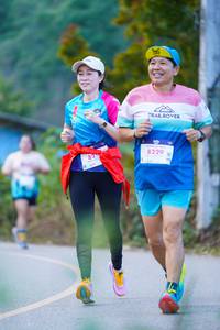 BIB: 821, 8229, 
                            <button type="button" onclick="openModal(18866768)" class="btn btn-primary btn-sm float-right btn-popup" data-toggle="modal" data-target=".modal-high-quality">
                        <i class="fas fa-shopping-cart"></i> Add to Cart
                    </button>
                                            <button type="button" onclick="isThisMe(18866768, true)" class="btn btn-success btn-sm float-right btn-popup btn-isme hidden" data-toggle="tooltip" data-placement="bottom" title="นี่คือรูปของคุณใช่ไหม คลิกที่นี่เพื่อเอาเข้าอัลบั้ม">
                        <i class="fas fa-plus"></i> Add to album
                    </button>
                    <button type="button" onclick="isThisMe(18866768, false)" class="btn btn-warning btn-sm float-right btn-popup btn-isnotme hidden">
                        <i class="fas fa-ban"></i> Remove from album
                    </button>