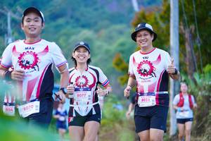 BIB: 8024, 8070, 8077, 8025
                            <button type="button" onclick="openModal(18866693)" class="btn btn-primary btn-sm float-right btn-popup" data-toggle="modal" data-target=".modal-high-quality">
                        <i class="fas fa-shopping-cart"></i> Add to Cart
                    </button>
                                            <button type="button" onclick="isThisMe(18866693, true)" class="btn btn-success btn-sm float-right btn-popup btn-isme hidden" data-toggle="tooltip" data-placement="bottom" title="นี่คือรูปของคุณใช่ไหม คลิกที่นี่เพื่อเอาเข้าอัลบั้ม">
                        <i class="fas fa-plus"></i> Add to album
                    </button>
                    <button type="button" onclick="isThisMe(18866693, false)" class="btn btn-warning btn-sm float-right btn-popup btn-isnotme hidden">
                        <i class="fas fa-ban"></i> Remove from album
                    </button>