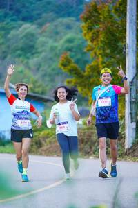 BIB: 8216, 219, 220
                            <button type="button" onclick="openModal(18866592)" class="btn btn-primary btn-sm float-right btn-popup" data-toggle="modal" data-target=".modal-high-quality">
                        <i class="fas fa-shopping-cart"></i> Add to Cart
                    </button>
                                            <button type="button" onclick="isThisMe(18866592, true)" class="btn btn-success btn-sm float-right btn-popup btn-isme hidden" data-toggle="tooltip" data-placement="bottom" title="นี่คือรูปของคุณใช่ไหม คลิกที่นี่เพื่อเอาเข้าอัลบั้ม">
                        <i class="fas fa-plus"></i> Add to album
                    </button>
                    <button type="button" onclick="isThisMe(18866592, false)" class="btn btn-warning btn-sm float-right btn-popup btn-isnotme hidden">
                        <i class="fas fa-ban"></i> Remove from album
                    </button>