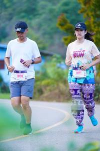 BIB: 8110, 8111
                            <button type="button" onclick="openModal(18866574)" class="btn btn-primary btn-sm float-right btn-popup" data-toggle="modal" data-target=".modal-high-quality">
                        <i class="fas fa-shopping-cart"></i> Add to Cart
                    </button>
                                            <button type="button" onclick="isThisMe(18866574, true)" class="btn btn-success btn-sm float-right btn-popup btn-isme hidden" data-toggle="tooltip" data-placement="bottom" title="นี่คือรูปของคุณใช่ไหม คลิกที่นี่เพื่อเอาเข้าอัลบั้ม">
                        <i class="fas fa-plus"></i> Add to album
                    </button>
                    <button type="button" onclick="isThisMe(18866574, false)" class="btn btn-warning btn-sm float-right btn-popup btn-isnotme hidden">
                        <i class="fas fa-ban"></i> Remove from album
                    </button>