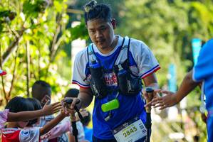 BIB: 2845
                            <button type="button" onclick="openModal(19115907)" class="btn btn-primary btn-sm float-right btn-popup" data-toggle="modal" data-target=".modal-high-quality">
                        <i class="fas fa-shopping-cart"></i> Add to Cart
                    </button>
                                            <button type="button" onclick="isThisMe(19115907, true)" class="btn btn-success btn-sm float-right btn-popup btn-isme hidden" data-toggle="tooltip" data-placement="bottom" title="นี่คือรูปของคุณใช่ไหม คลิกที่นี่เพื่อเอาเข้าอัลบั้ม">
                        <i class="fas fa-plus"></i> Add to album
                    </button>
                    <button type="button" onclick="isThisMe(19115907, false)" class="btn btn-warning btn-sm float-right btn-popup btn-isnotme hidden">
                        <i class="fas fa-ban"></i> Remove from album
                    </button>