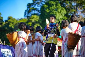 BIB: 301
                            <button type="button" onclick="openModal(19102862)" class="btn btn-primary btn-sm float-right btn-popup" data-toggle="modal" data-target=".modal-high-quality">
                        <i class="fas fa-shopping-cart"></i> Add to Cart
                    </button>
                                            <button type="button" onclick="isThisMe(19102862, true)" class="btn btn-success btn-sm float-right btn-popup btn-isme hidden" data-toggle="tooltip" data-placement="bottom" title="นี่คือรูปของคุณใช่ไหม คลิกที่นี่เพื่อเอาเข้าอัลบั้ม">
                        <i class="fas fa-plus"></i> Add to album
                    </button>
                    <button type="button" onclick="isThisMe(19102862, false)" class="btn btn-warning btn-sm float-right btn-popup btn-isnotme hidden">
                        <i class="fas fa-ban"></i> Remove from album
                    </button>