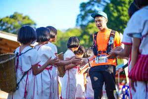 BIB: 438
                            <button type="button" onclick="openModal(19096999)" class="btn btn-primary btn-sm float-right btn-popup" data-toggle="modal" data-target=".modal-high-quality">
                        <i class="fas fa-shopping-cart"></i> Add to Cart
                    </button>
                                            <button type="button" onclick="isThisMe(19096999, true)" class="btn btn-success btn-sm float-right btn-popup btn-isme hidden" data-toggle="tooltip" data-placement="bottom" title="นี่คือรูปของคุณใช่ไหม คลิกที่นี่เพื่อเอาเข้าอัลบั้ม">
                        <i class="fas fa-plus"></i> Add to album
                    </button>
                    <button type="button" onclick="isThisMe(19096999, false)" class="btn btn-warning btn-sm float-right btn-popup btn-isnotme hidden">
                        <i class="fas fa-ban"></i> Remove from album
                    </button>