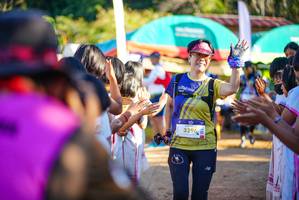 BIB: 3296
                            <button type="button" onclick="openModal(19097510)" class="btn btn-primary btn-sm float-right btn-popup" data-toggle="modal" data-target=".modal-high-quality">
                        <i class="fas fa-shopping-cart"></i> Add to Cart
                    </button>
                                            <button type="button" onclick="isThisMe(19097510, true)" class="btn btn-success btn-sm float-right btn-popup btn-isme hidden" data-toggle="tooltip" data-placement="bottom" title="นี่คือรูปของคุณใช่ไหม คลิกที่นี่เพื่อเอาเข้าอัลบั้ม">
                        <i class="fas fa-plus"></i> Add to album
                    </button>
                    <button type="button" onclick="isThisMe(19097510, false)" class="btn btn-warning btn-sm float-right btn-popup btn-isnotme hidden">
                        <i class="fas fa-ban"></i> Remove from album
                    </button>