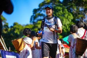 BIB: 275
                            <button type="button" onclick="openModal(19102804)" class="btn btn-primary btn-sm float-right btn-popup" data-toggle="modal" data-target=".modal-high-quality">
                        <i class="fas fa-shopping-cart"></i> Add to Cart
                    </button>
                                            <button type="button" onclick="isThisMe(19102804, true)" class="btn btn-success btn-sm float-right btn-popup btn-isme hidden" data-toggle="tooltip" data-placement="bottom" title="นี่คือรูปของคุณใช่ไหม คลิกที่นี่เพื่อเอาเข้าอัลบั้ม">
                        <i class="fas fa-plus"></i> Add to album
                    </button>
                    <button type="button" onclick="isThisMe(19102804, false)" class="btn btn-warning btn-sm float-right btn-popup btn-isnotme hidden">
                        <i class="fas fa-ban"></i> Remove from album
                    </button>