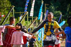 BIB: 1039
                            <button type="button" onclick="openModal(19107740)" class="btn btn-primary btn-sm float-right btn-popup" data-toggle="modal" data-target=".modal-high-quality">
                        <i class="fas fa-shopping-cart"></i> Add to Cart
                    </button>
                                            <button type="button" onclick="isThisMe(19107740, true)" class="btn btn-success btn-sm float-right btn-popup btn-isme hidden" data-toggle="tooltip" data-placement="bottom" title="นี่คือรูปของคุณใช่ไหม คลิกที่นี่เพื่อเอาเข้าอัลบั้ม">
                        <i class="fas fa-plus"></i> Add to album
                    </button>
                    <button type="button" onclick="isThisMe(19107740, false)" class="btn btn-warning btn-sm float-right btn-popup btn-isnotme hidden">
                        <i class="fas fa-ban"></i> Remove from album
                    </button>