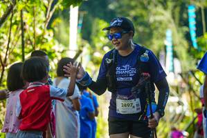 BIB: 2497
                            <button type="button" onclick="openModal(19115196)" class="btn btn-primary btn-sm float-right btn-popup" data-toggle="modal" data-target=".modal-high-quality">
                        <i class="fas fa-shopping-cart"></i> Add to Cart
                    </button>
                                            <button type="button" onclick="isThisMe(19115196, true)" class="btn btn-success btn-sm float-right btn-popup btn-isme hidden" data-toggle="tooltip" data-placement="bottom" title="นี่คือรูปของคุณใช่ไหม คลิกที่นี่เพื่อเอาเข้าอัลบั้ม">
                        <i class="fas fa-plus"></i> Add to album
                    </button>
                    <button type="button" onclick="isThisMe(19115196, false)" class="btn btn-warning btn-sm float-right btn-popup btn-isnotme hidden">
                        <i class="fas fa-ban"></i> Remove from album
                    </button>