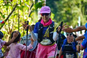 BIB: 3137
                            <button type="button" onclick="openModal(19116599)" class="btn btn-primary btn-sm float-right btn-popup" data-toggle="modal" data-target=".modal-high-quality">
                        <i class="fas fa-shopping-cart"></i> Add to Cart
                    </button>
                                            <button type="button" onclick="isThisMe(19116599, true)" class="btn btn-success btn-sm float-right btn-popup btn-isme hidden" data-toggle="tooltip" data-placement="bottom" title="นี่คือรูปของคุณใช่ไหม คลิกที่นี่เพื่อเอาเข้าอัลบั้ม">
                        <i class="fas fa-plus"></i> Add to album
                    </button>
                    <button type="button" onclick="isThisMe(19116599, false)" class="btn btn-warning btn-sm float-right btn-popup btn-isnotme hidden">
                        <i class="fas fa-ban"></i> Remove from album
                    </button>