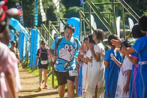 BIB: 295
                            <button type="button" onclick="openModal(19113601)" class="btn btn-primary btn-sm float-right btn-popup" data-toggle="modal" data-target=".modal-high-quality">
                        <i class="fas fa-shopping-cart"></i> Add to Cart
                    </button>
                                            <button type="button" onclick="isThisMe(19113601, true)" class="btn btn-success btn-sm float-right btn-popup btn-isme hidden" data-toggle="tooltip" data-placement="bottom" title="นี่คือรูปของคุณใช่ไหม คลิกที่นี่เพื่อเอาเข้าอัลบั้ม">
                        <i class="fas fa-plus"></i> Add to album
                    </button>
                    <button type="button" onclick="isThisMe(19113601, false)" class="btn btn-warning btn-sm float-right btn-popup btn-isnotme hidden">
                        <i class="fas fa-ban"></i> Remove from album
                    </button>