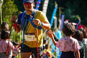 BIB: 2148
                            <button type="button" onclick="openModal(19092858)" class="btn btn-primary btn-sm float-right btn-popup" data-toggle="modal" data-target=".modal-high-quality">
                        <i class="fas fa-shopping-cart"></i> Add to Cart
                    </button>
                                            <button type="button" onclick="isThisMe(19092858, true)" class="btn btn-success btn-sm float-right btn-popup btn-isme hidden" data-toggle="tooltip" data-placement="bottom" title="นี่คือรูปของคุณใช่ไหม คลิกที่นี่เพื่อเอาเข้าอัลบั้ม">
                        <i class="fas fa-plus"></i> Add to album
                    </button>
                    <button type="button" onclick="isThisMe(19092858, false)" class="btn btn-warning btn-sm float-right btn-popup btn-isnotme hidden">
                        <i class="fas fa-ban"></i> Remove from album
                    </button>