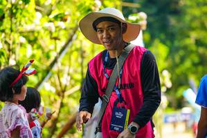 BIB: 1950
                            <button type="button" onclick="openModal(19117521)" class="btn btn-primary btn-sm float-right btn-popup" data-toggle="modal" data-target=".modal-high-quality">
                        <i class="fas fa-shopping-cart"></i> Add to Cart
                    </button>
                                            <button type="button" onclick="isThisMe(19117521, true)" class="btn btn-success btn-sm float-right btn-popup btn-isme hidden" data-toggle="tooltip" data-placement="bottom" title="นี่คือรูปของคุณใช่ไหม คลิกที่นี่เพื่อเอาเข้าอัลบั้ม">
                        <i class="fas fa-plus"></i> Add to album
                    </button>
                    <button type="button" onclick="isThisMe(19117521, false)" class="btn btn-warning btn-sm float-right btn-popup btn-isnotme hidden">
                        <i class="fas fa-ban"></i> Remove from album
                    </button>