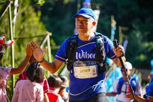 BIB: 3089
                            <button type="button" onclick="openModal(19106783)" class="btn btn-primary btn-sm float-right btn-popup" data-toggle="modal" data-target=".modal-high-quality">
                        <i class="fas fa-shopping-cart"></i> Add to Cart
                    </button>
                                            <button type="button" onclick="isThisMe(19106783, true)" class="btn btn-success btn-sm float-right btn-popup btn-isme hidden" data-toggle="tooltip" data-placement="bottom" title="นี่คือรูปของคุณใช่ไหม คลิกที่นี่เพื่อเอาเข้าอัลบั้ม">
                        <i class="fas fa-plus"></i> Add to album
                    </button>
                    <button type="button" onclick="isThisMe(19106783, false)" class="btn btn-warning btn-sm float-right btn-popup btn-isnotme hidden">
                        <i class="fas fa-ban"></i> Remove from album
                    </button>